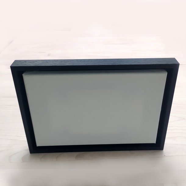 24x24 Lrred med sort svveramme